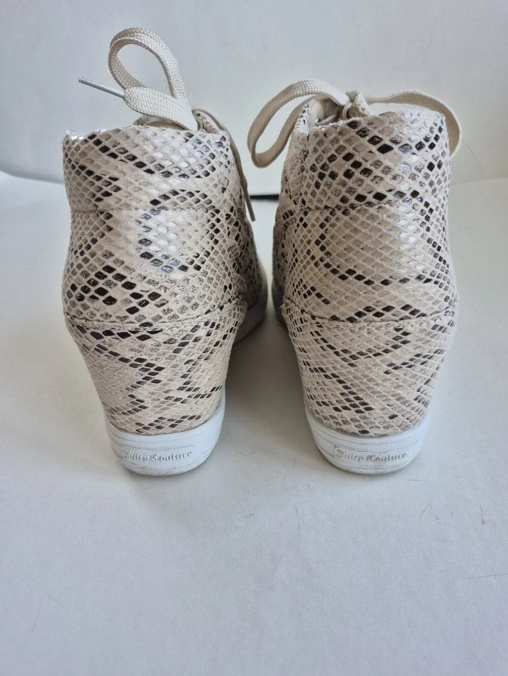 Juicy Couture Sneakers JC Journey Snakeskin Print High Top Wedge Size 8